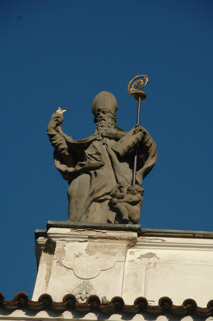 rzeźba papieża2