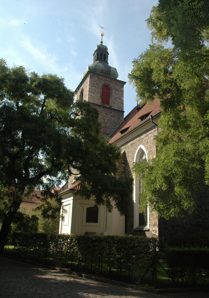 kościół z boku