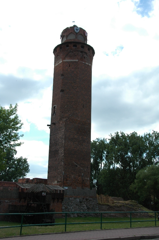 Zachowana wieża zamku