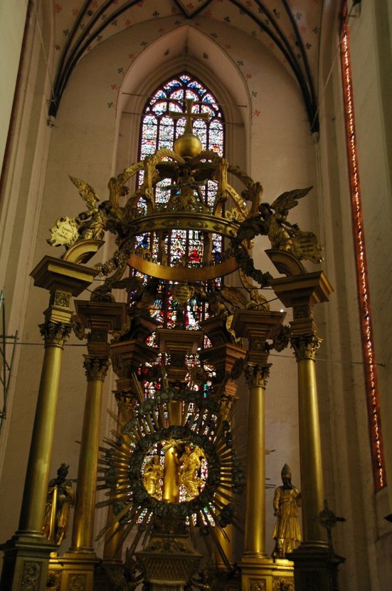 Ołtarz główny 