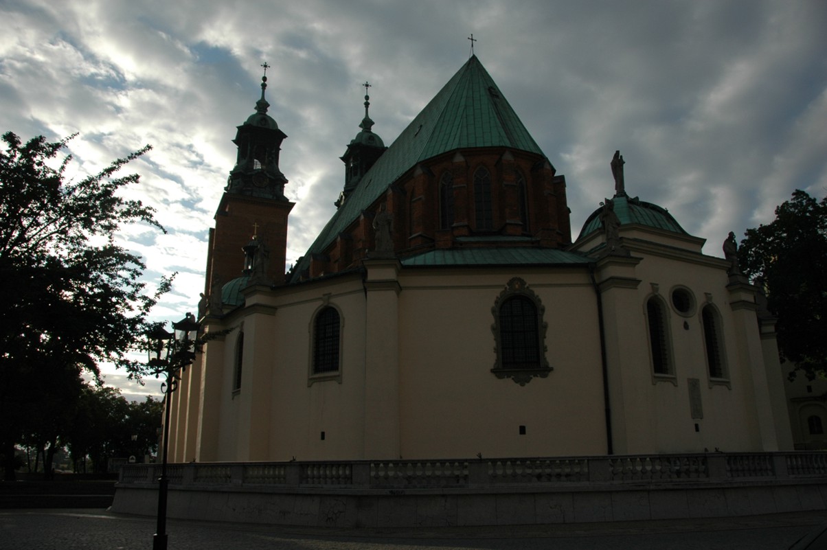 Katedra od strony absydy