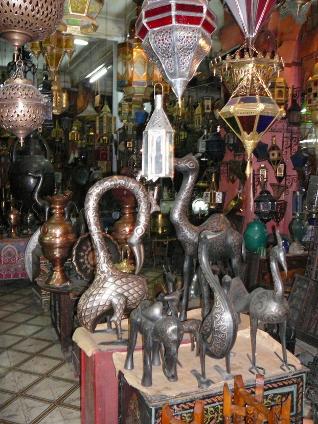 sklep w medinie w Marrakeszu