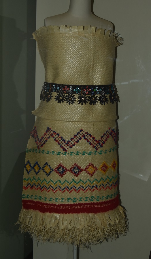 suknia z trawy