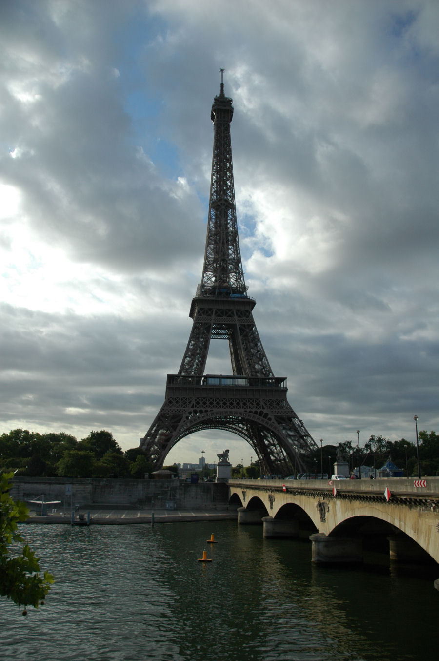 wieży Eiffla w Paryżu