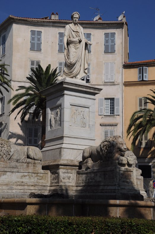 Ajacchio - pomnik Napoleona