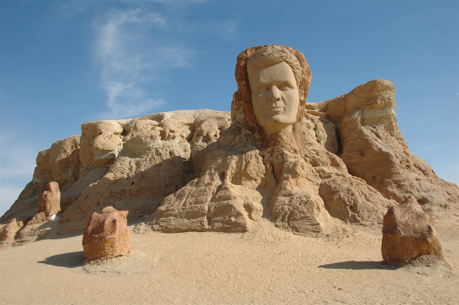 Tunezja - rzeźba piaskowa