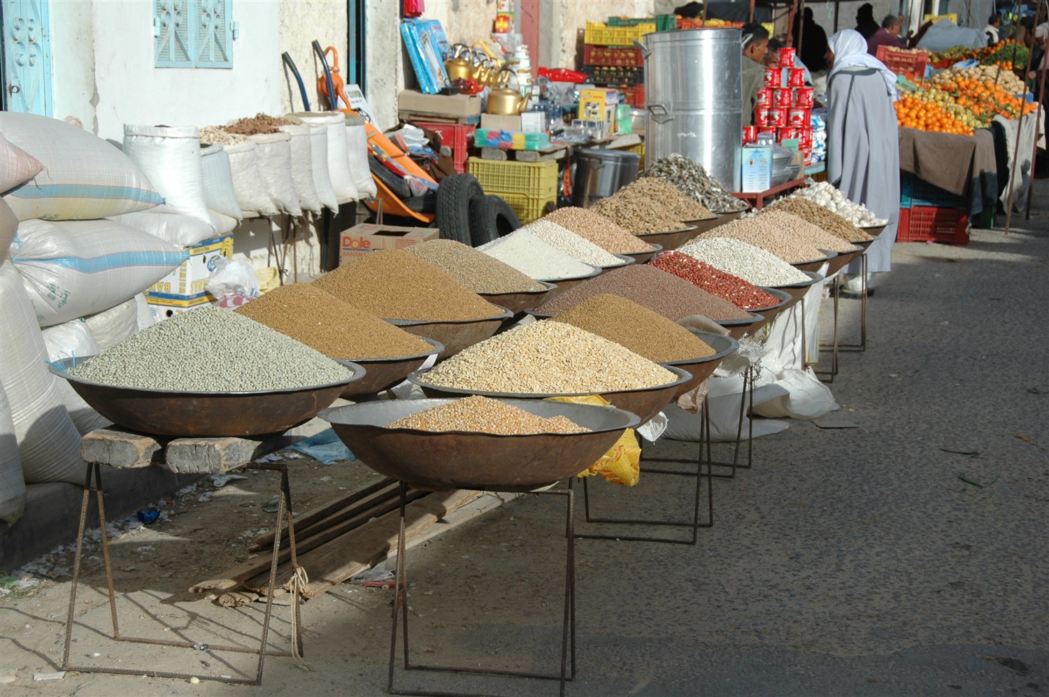 Tunezja - kasze na bazarze