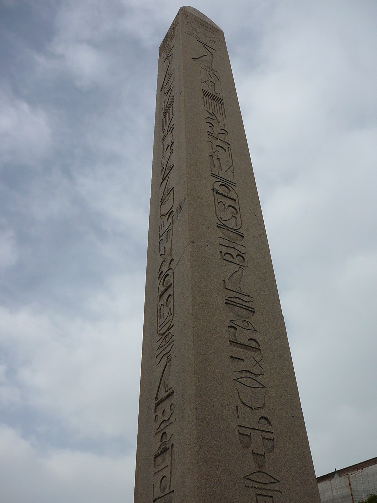 egipski obelisk w Stambule