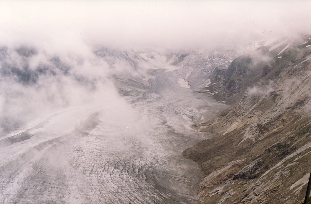 Austria -jęzor lodowca Pasterzy