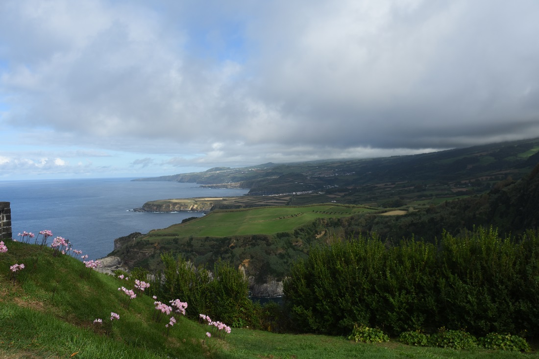 panorama wybrzea Sao Miguel