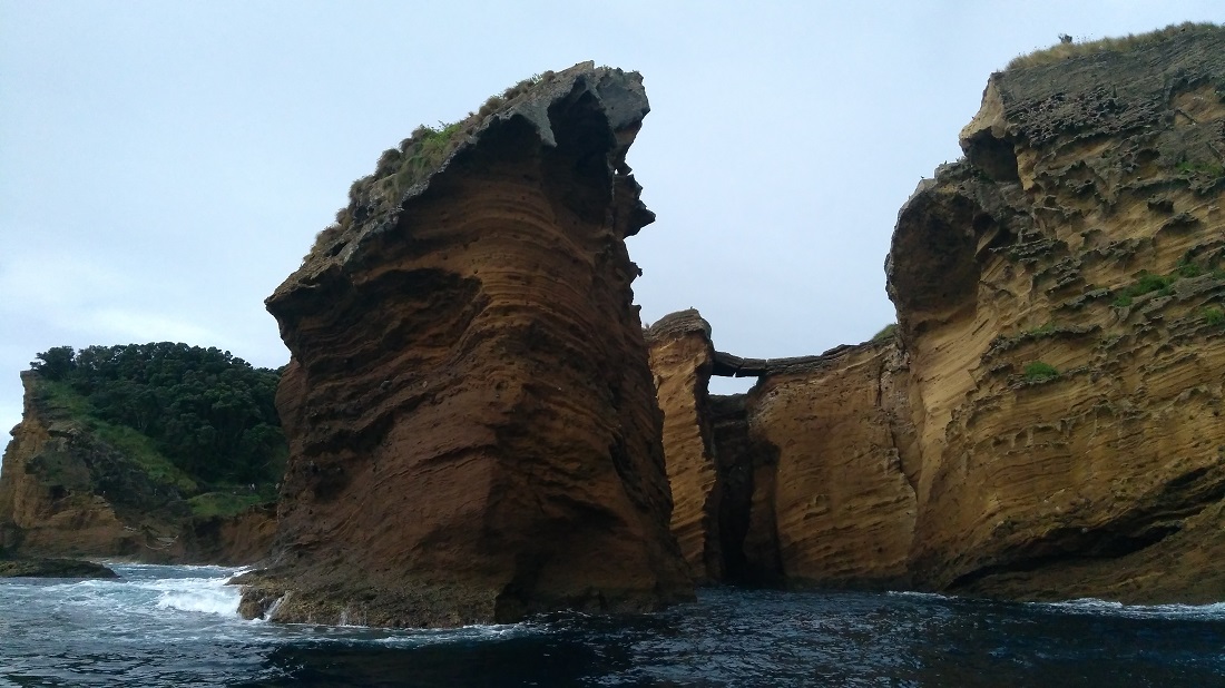 skały Azory