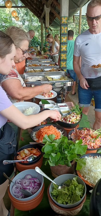 w restauracji po drodze
