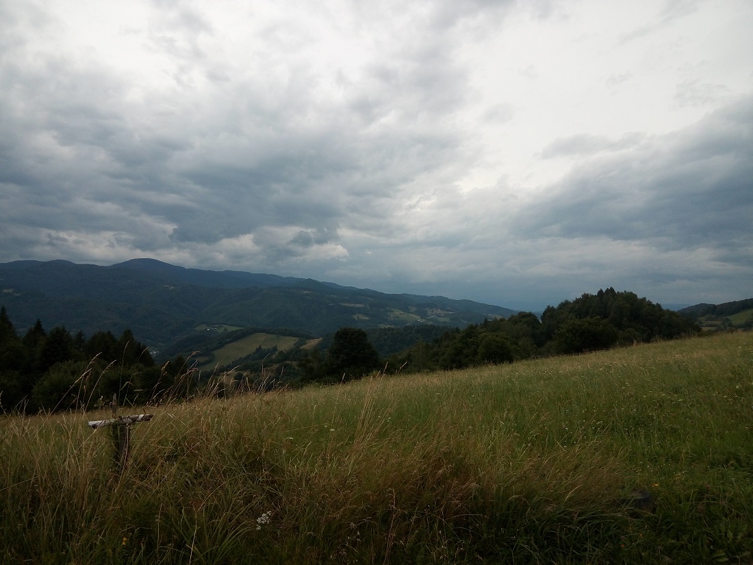 widok na pasmo Jaworzyny