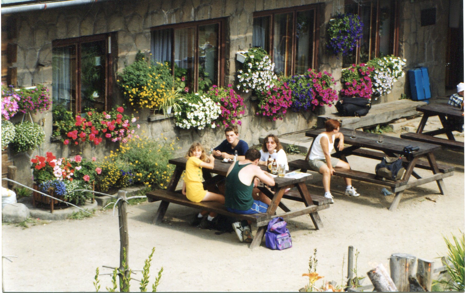 schronisko w 1998 r