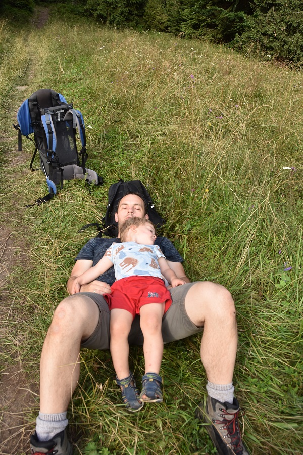 Stasie śpią
