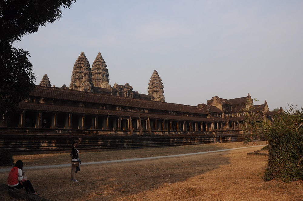 Angkor Wat z boku