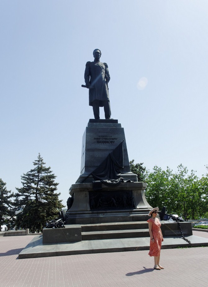 pomnik Nachimowa w Sewastopolu
