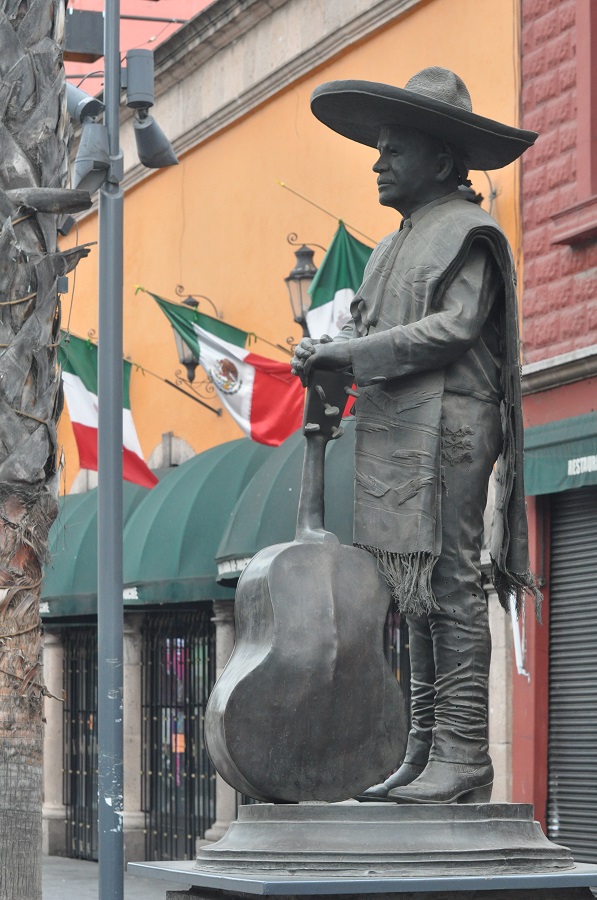 rzeźba mariachi