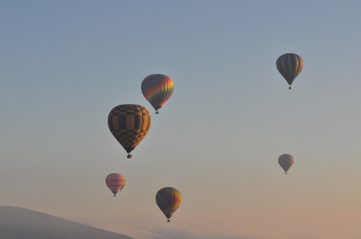 Balony nad Teotihuacan
