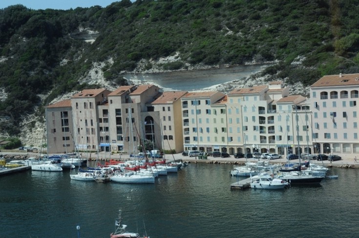 Korsyka - port  w Bonifaccio