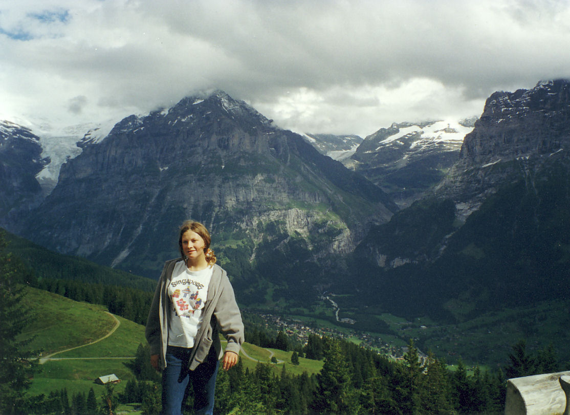Grindelwald i szczyt Watterhorn i Asia